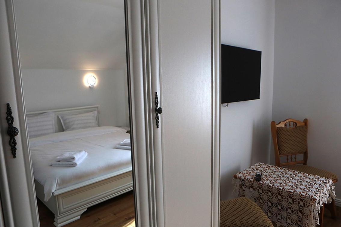 Hotel Casa Carmen Poienile Izei Zewnętrze zdjęcie